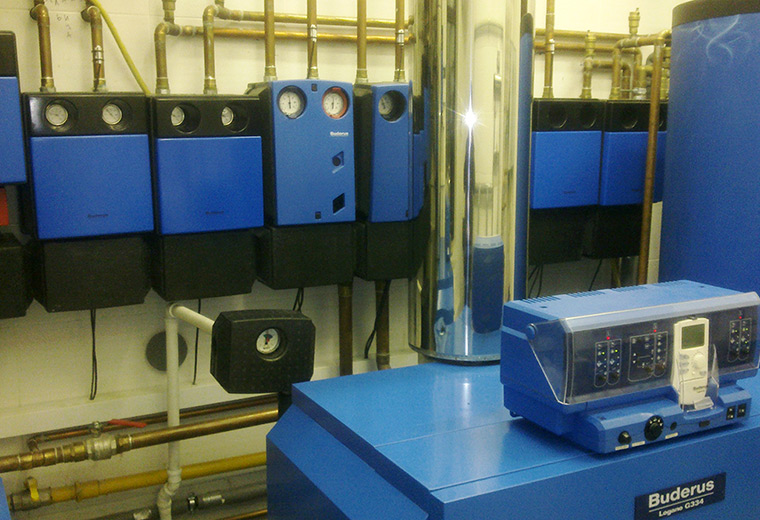 Котельная в частном доме 1500 м² с каскадом газовых котлов 200 кВт